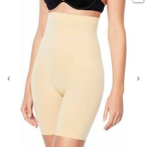 YUMMIE High-Waisted Mid-Thigh Shaper Short